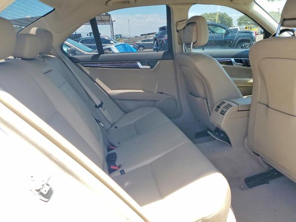2013 MERCEDES-BENZ C C250
