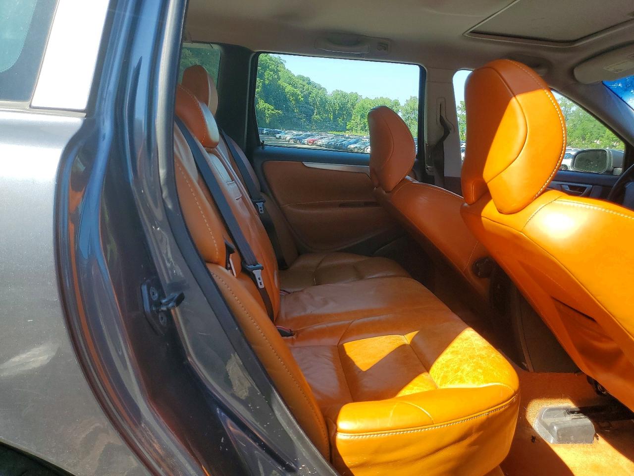 2006 VOLVO V70 LEV2