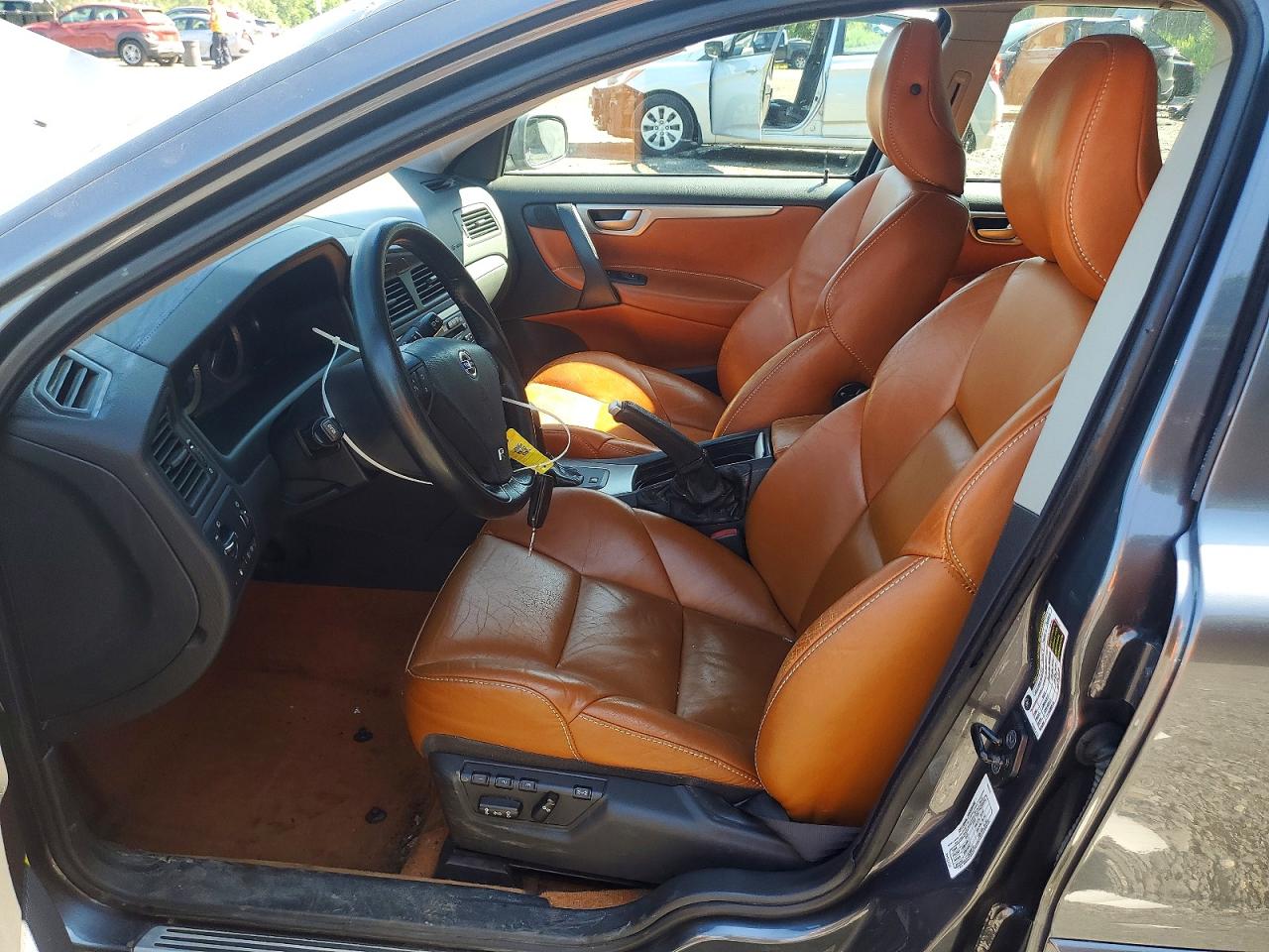 2006 VOLVO V70 LEV2
