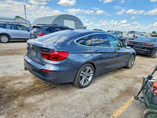 2018 BMW 330 xDrive GT