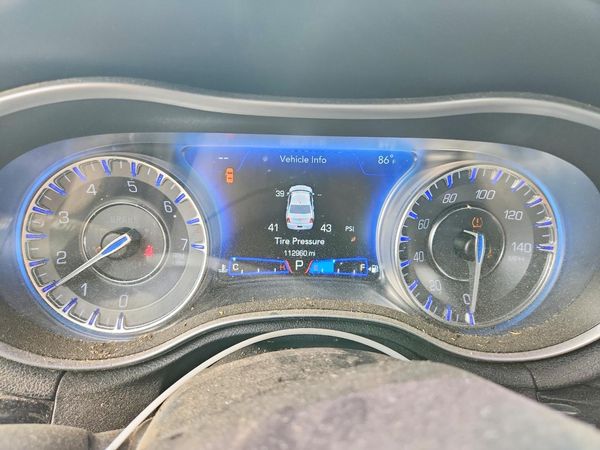 2021 CHRYSLER 300