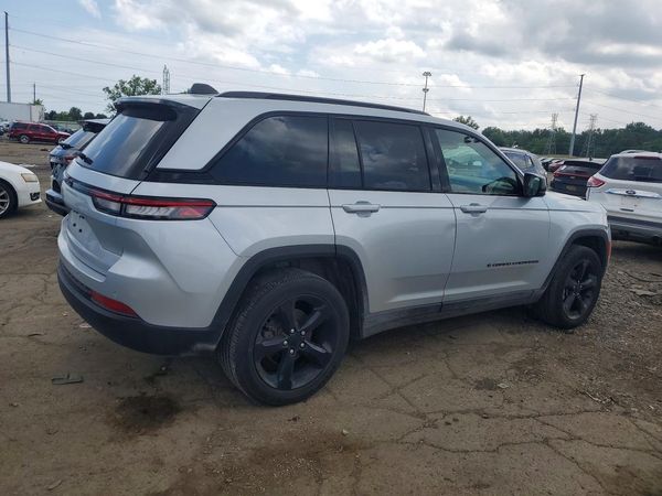 2024 JEEP GRAND CHEROKEE