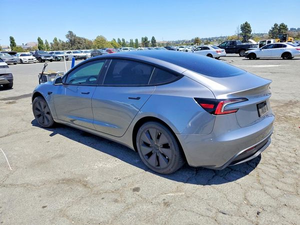 2025 TESLA MODEL 3
