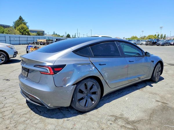 2025 TESLA MODEL 3