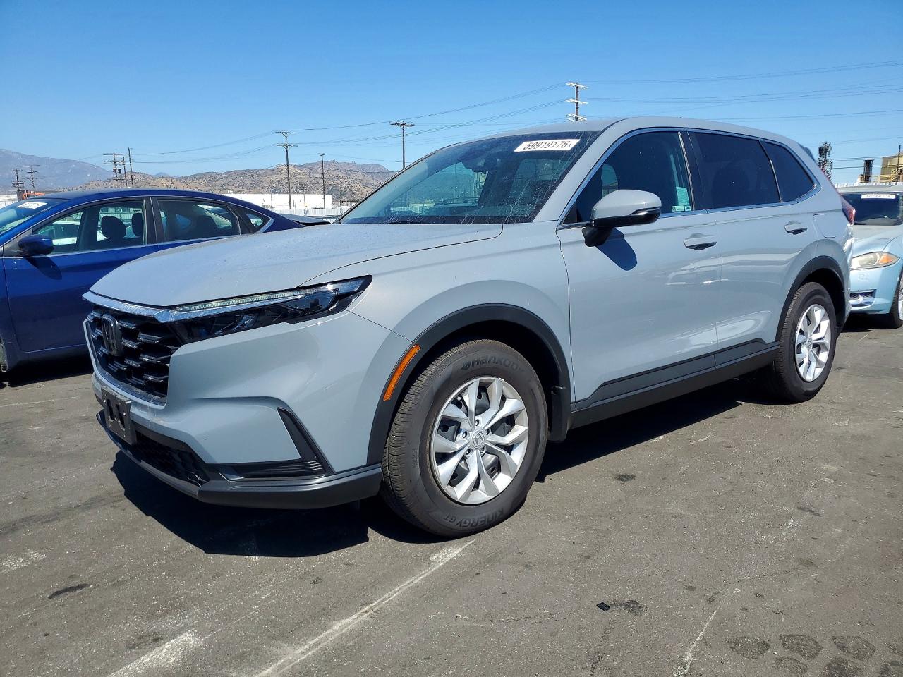 2026 HONDA CR-V LX — Front 3/4