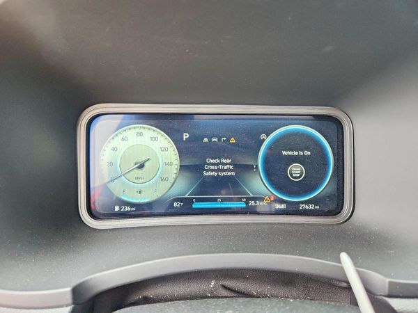 2023 HYUNDAI KONA Limited