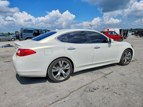 2013 INFINITI M56