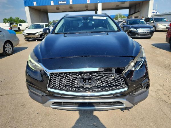 2018 INFINITI QX30