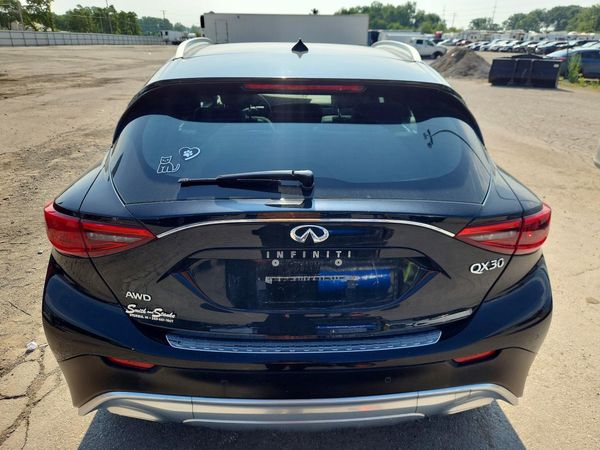 2018 INFINITI QX30