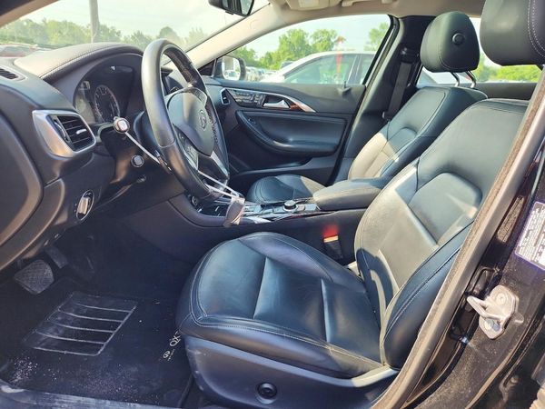 2018 INFINITI QX30
