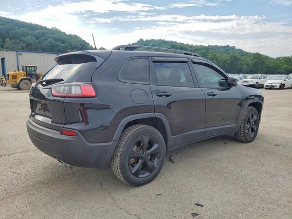 2019 JEEP CHEROKEE LATITUDE PLUS 4X4