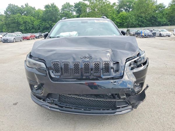 2019 JEEP CHEROKEE LATITUDE PLUS 4X4