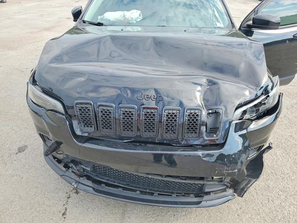 2019 JEEP CHEROKEE LATITUDE PLUS 4X4