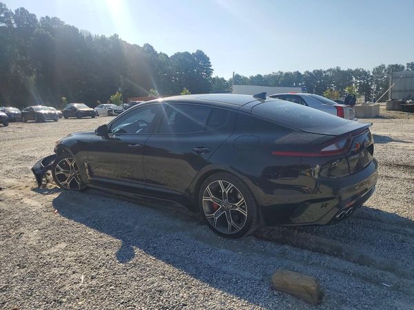 2018 KIA STINGER
