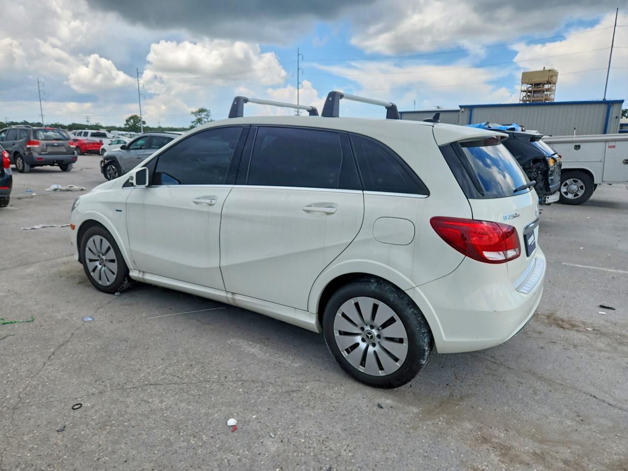 2017 MERCEDES-BENZ B B250e