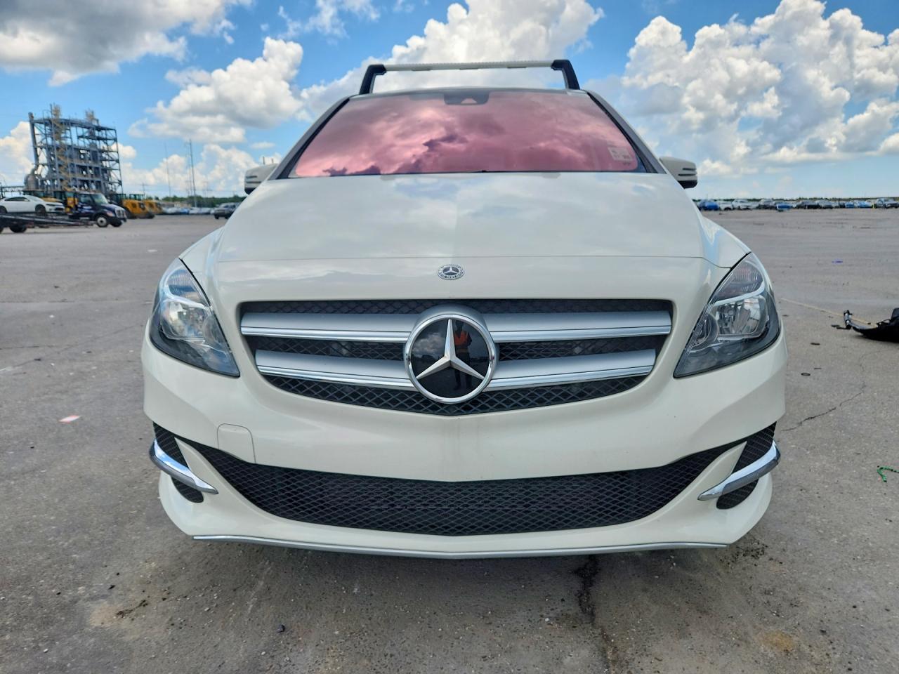 2017 MERCEDES-BENZ B B250e
