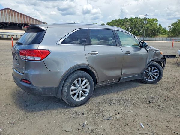 2018 KIA SORENTO L, LX