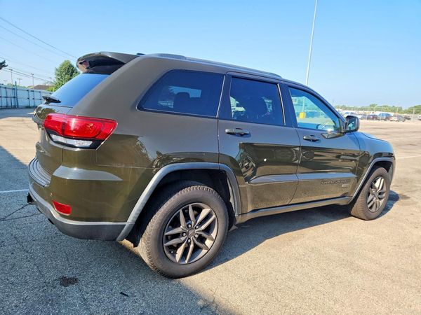 2016 JEEP GRAND CHEROKEE LAREDO 4X2