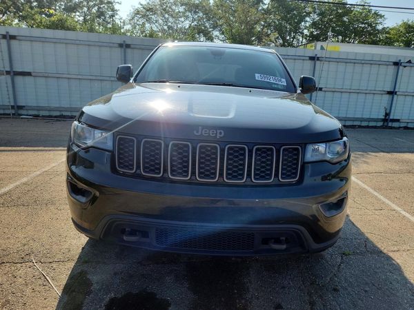 2016 JEEP GRAND CHEROKEE LAREDO 4X2