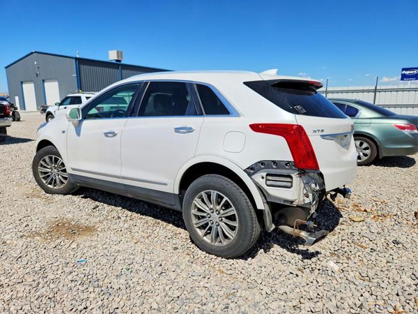 2017 CADILLAC XT5