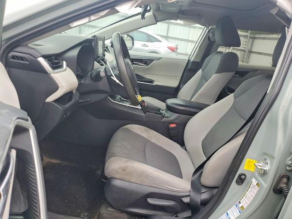 2019 TOYOTA RAV4 XLE / XLE Premium 4WD