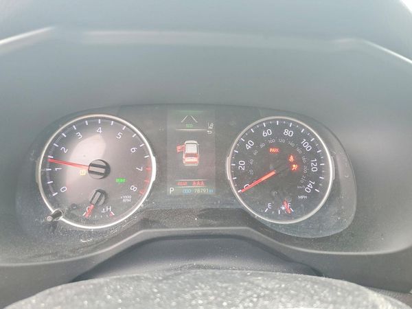 2019 TOYOTA RAV4 XLE / XLE Premium 4WD