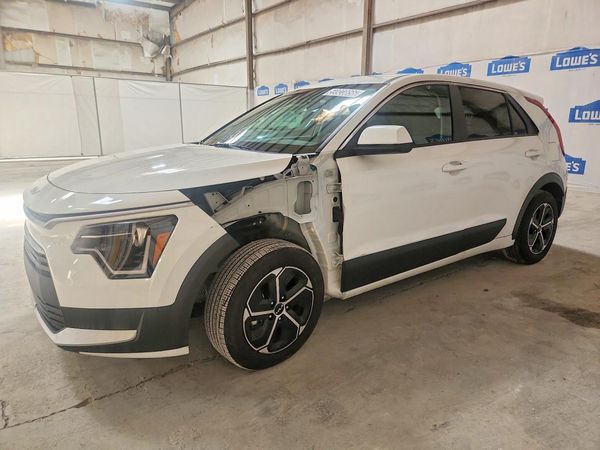2026 KIA NIRO LX