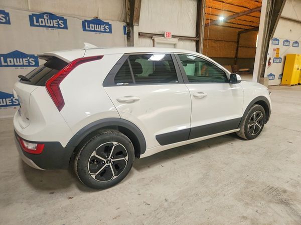 2026 KIA NIRO LX