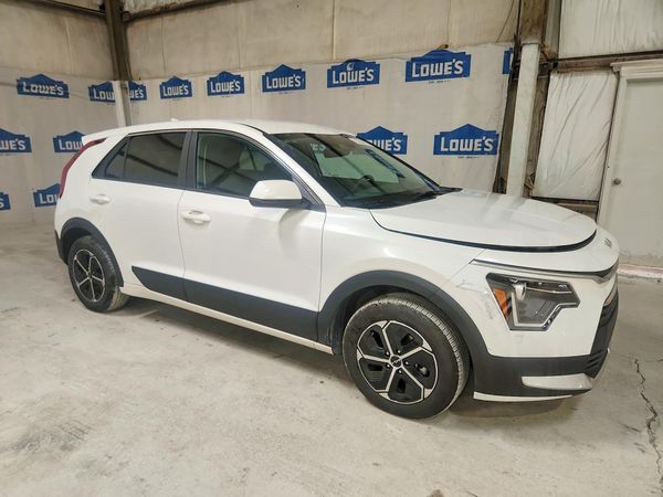 2026 KIA NIRO LX