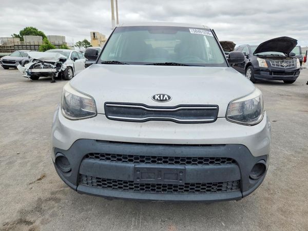2018 KIA SOUL Base