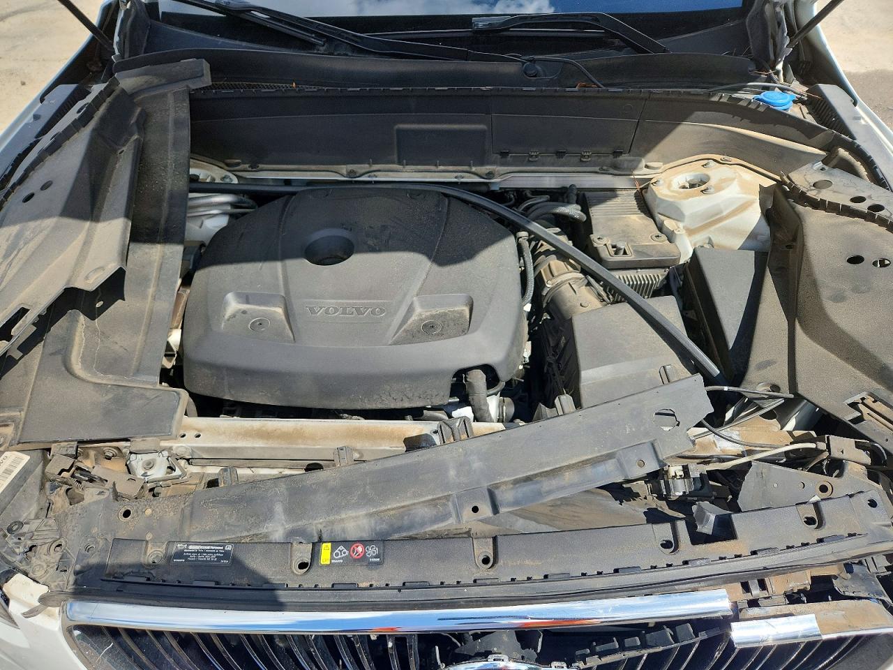 2018 VOLVO XC90 Momentum