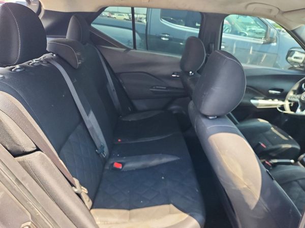 2020 NISSAN KICKS