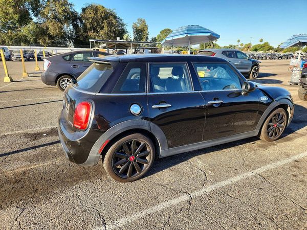 2019 MINI COOPER