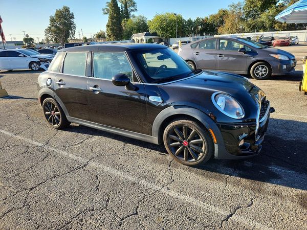2019 MINI COOPER