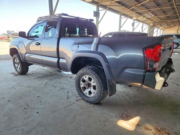 2020 TOYOTA TACOMA SR5