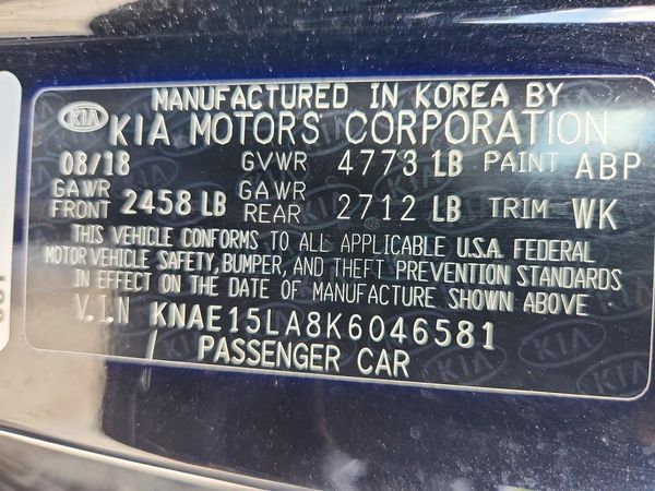 2019 KIA STINGER Base