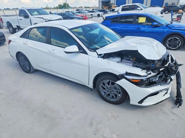 2026 HYUNDAI ELANTRA HYBRID