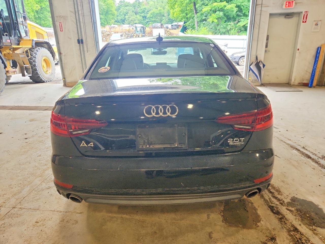 2018 AUDI A4 quattro Premium