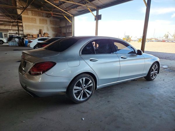 2019 MERCEDES-BENZ C C300