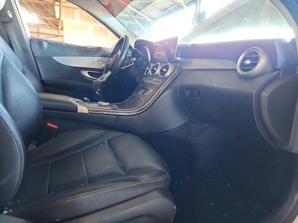2019 MERCEDES-BENZ C C300