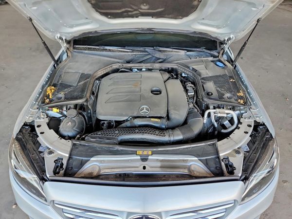 2019 MERCEDES-BENZ C C300