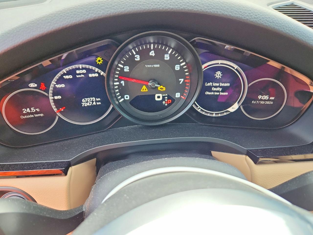 2022 PORSCHE CAYENNE Base