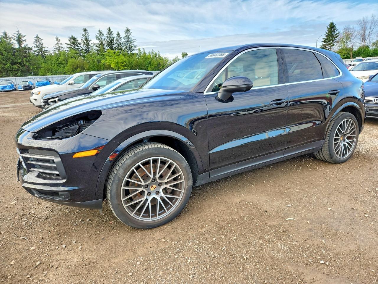 2022 PORSCHE CAYENNE Base