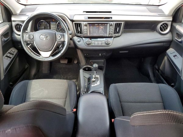 2016 TOYOTA RAV4