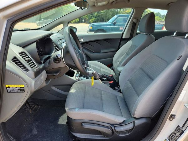 2017 KIA FORTE LX Popular, S
