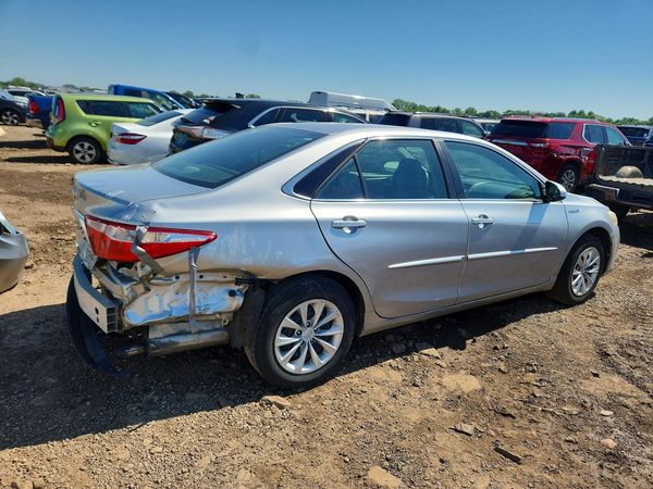 2016 TOYOTA CAMRY SOLA Hybrid