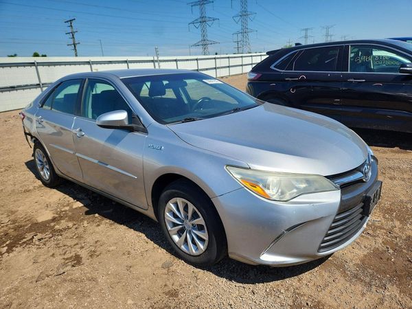 2016 TOYOTA CAMRY SOLA Hybrid