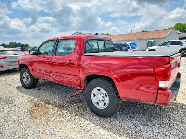 2017 TOYOTA TACOMA