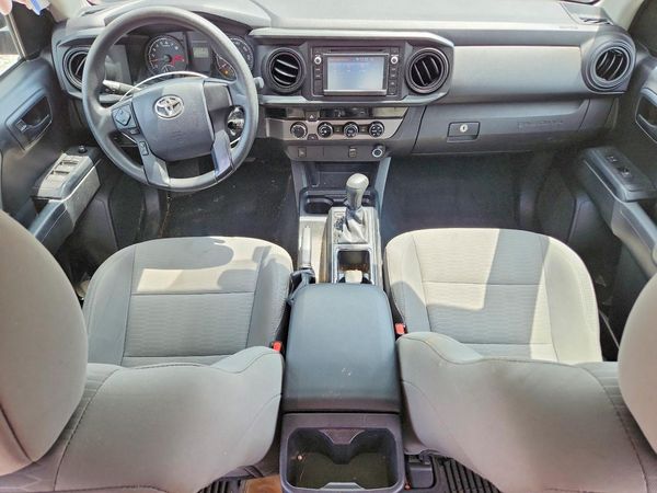 2017 TOYOTA TACOMA