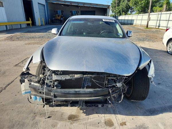 2015 INFINITI Q70L